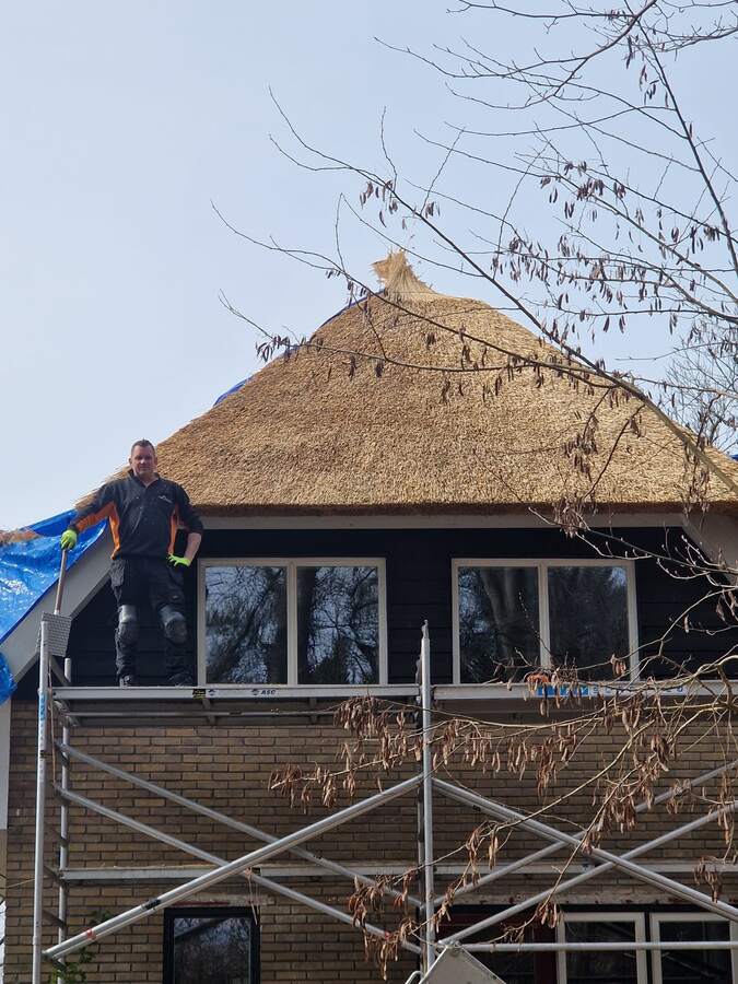 Renovatie & reparatie – Rietdekkersbedrijf E. Eiland